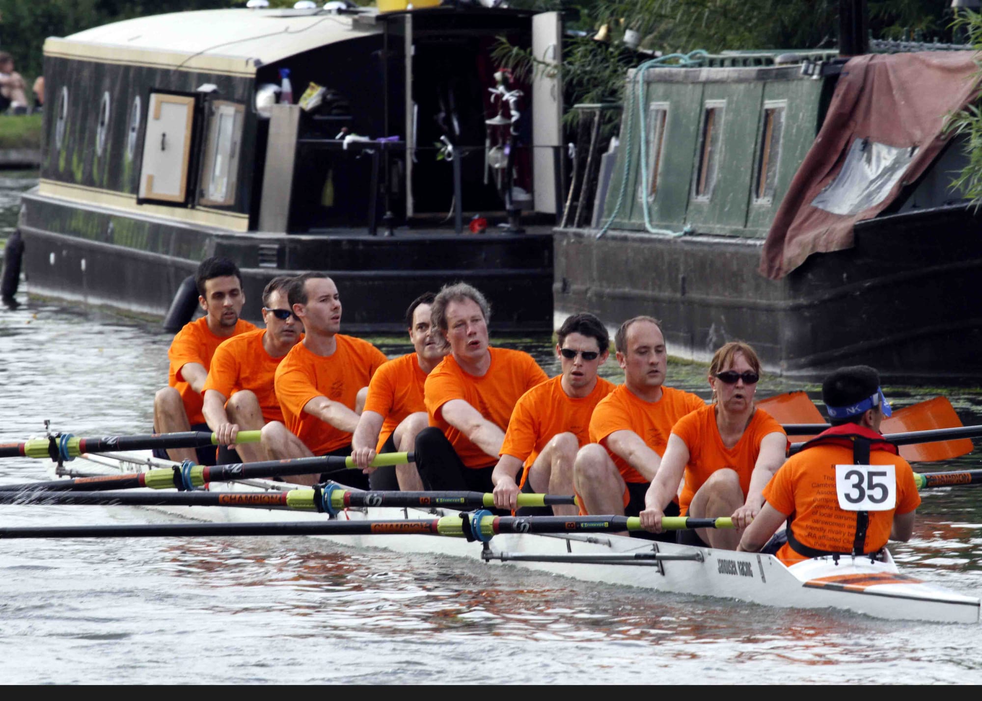 'Town' team rowing down