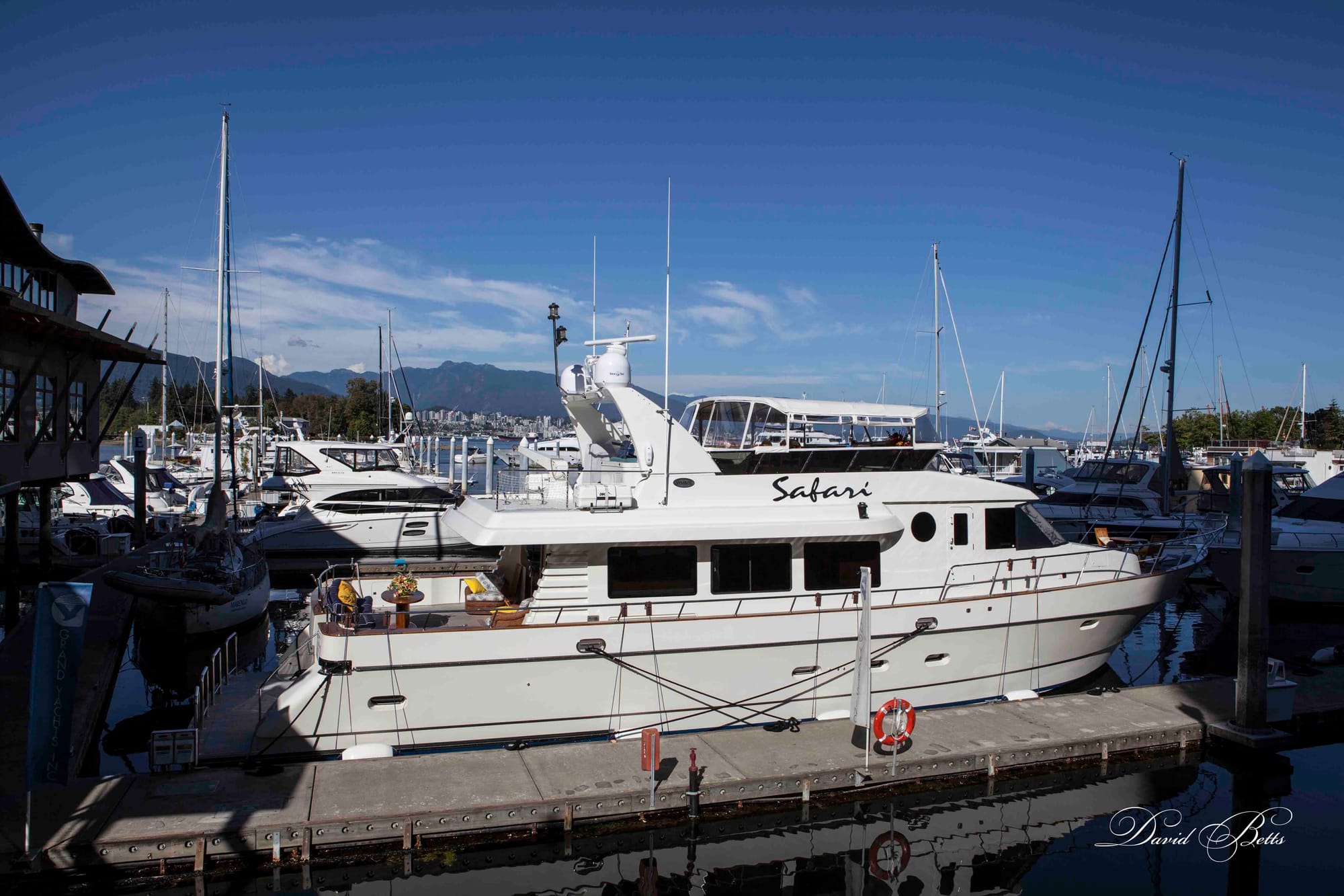 The Large Marina next to the Seaplane port.