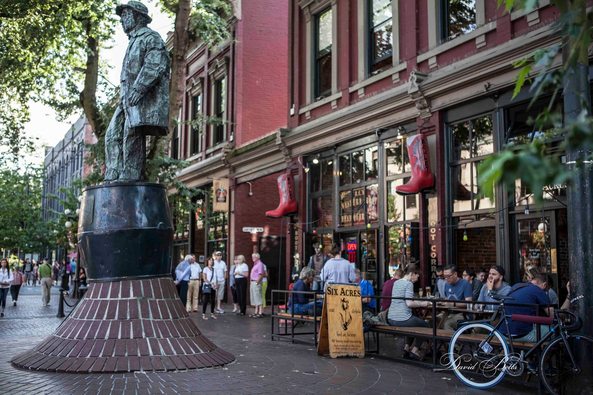 Local Statue in Old Town