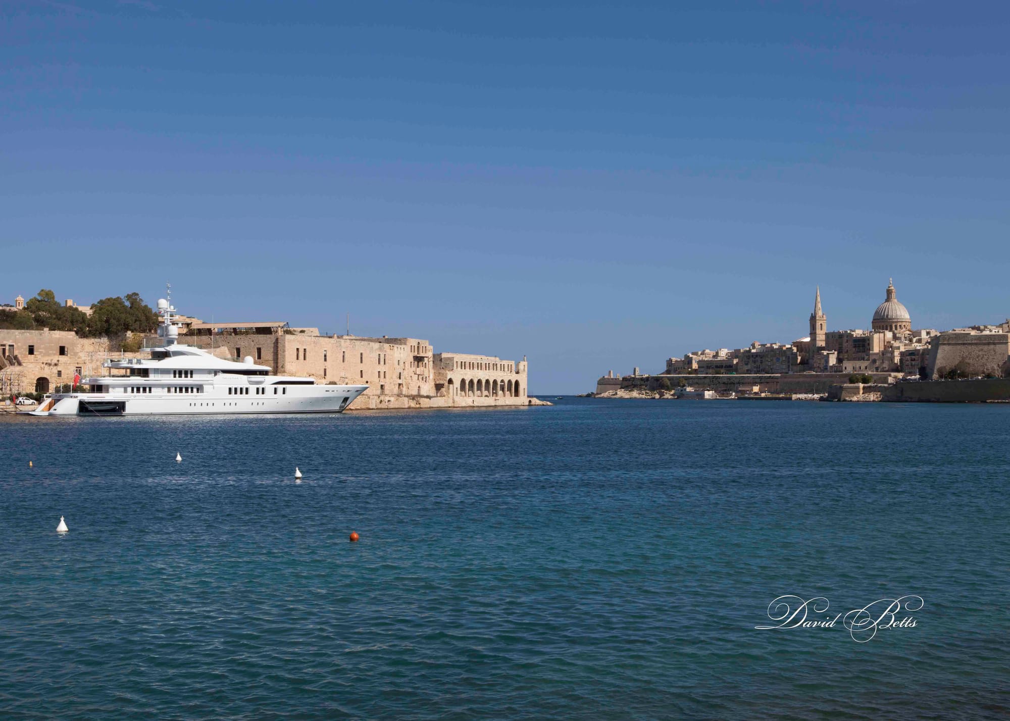 Floriana on the right and Manoel Island