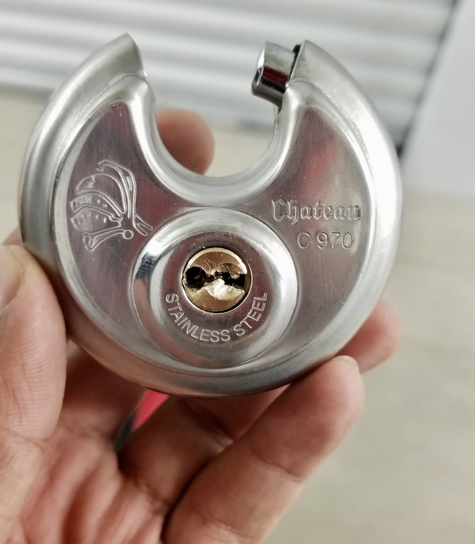 Professional Locksmith