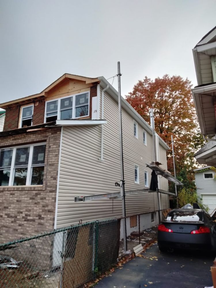 Siding Contractor in Queens