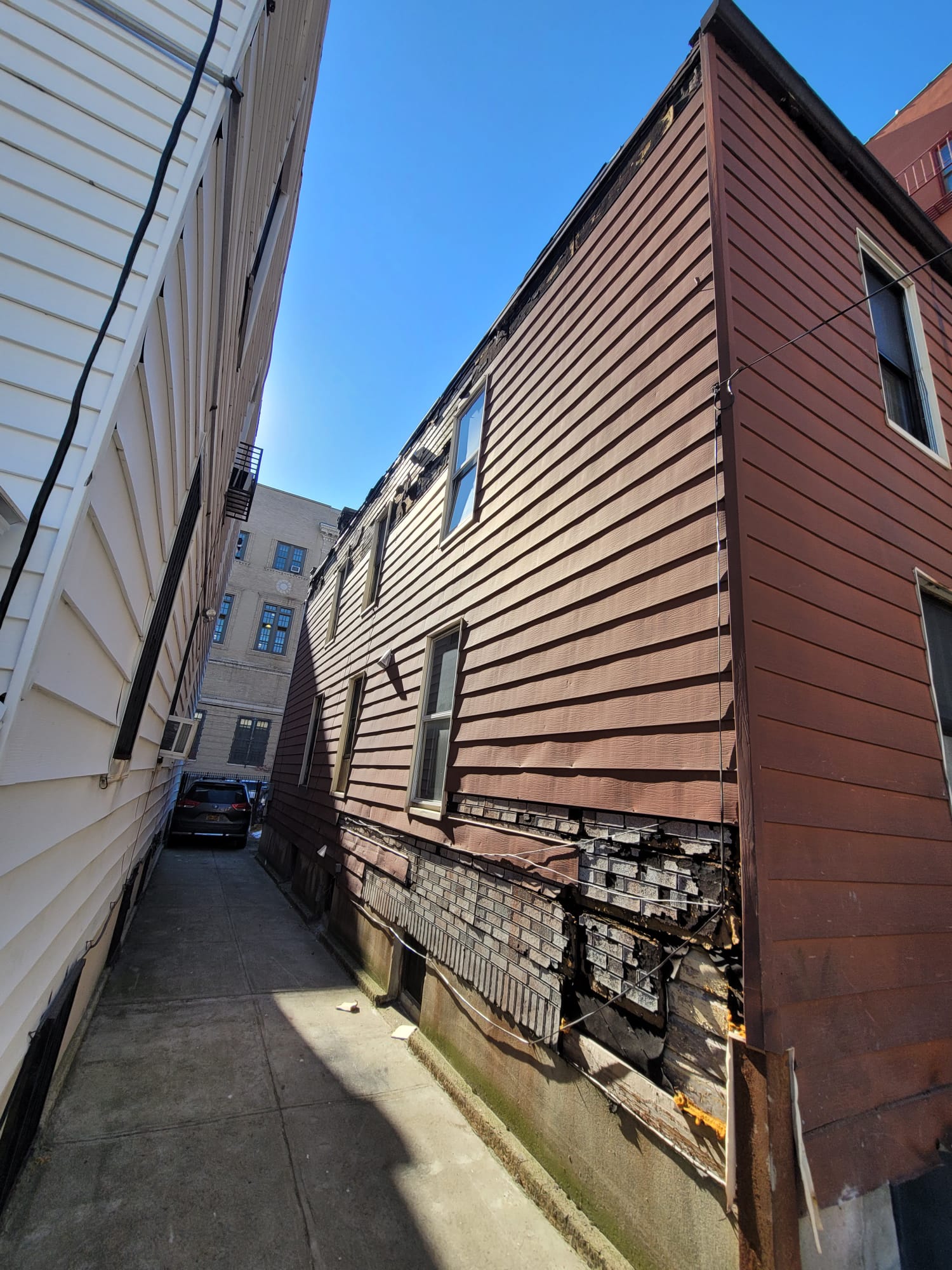 Siding Repair in Brooklyn