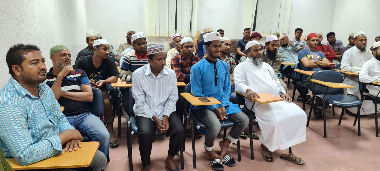 البرامج التوعوية للجاليات