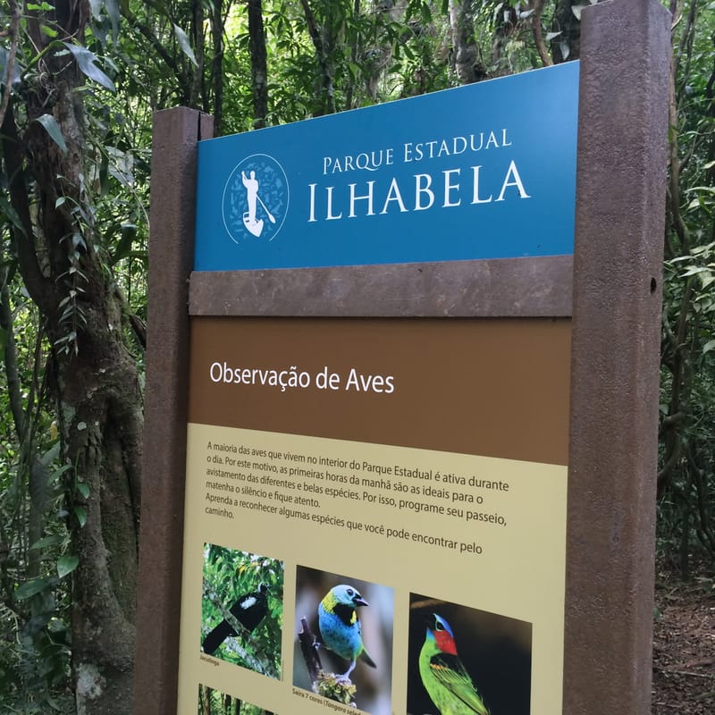 Sinalização Parque Estadual de Ilhabela litoral norte - SP