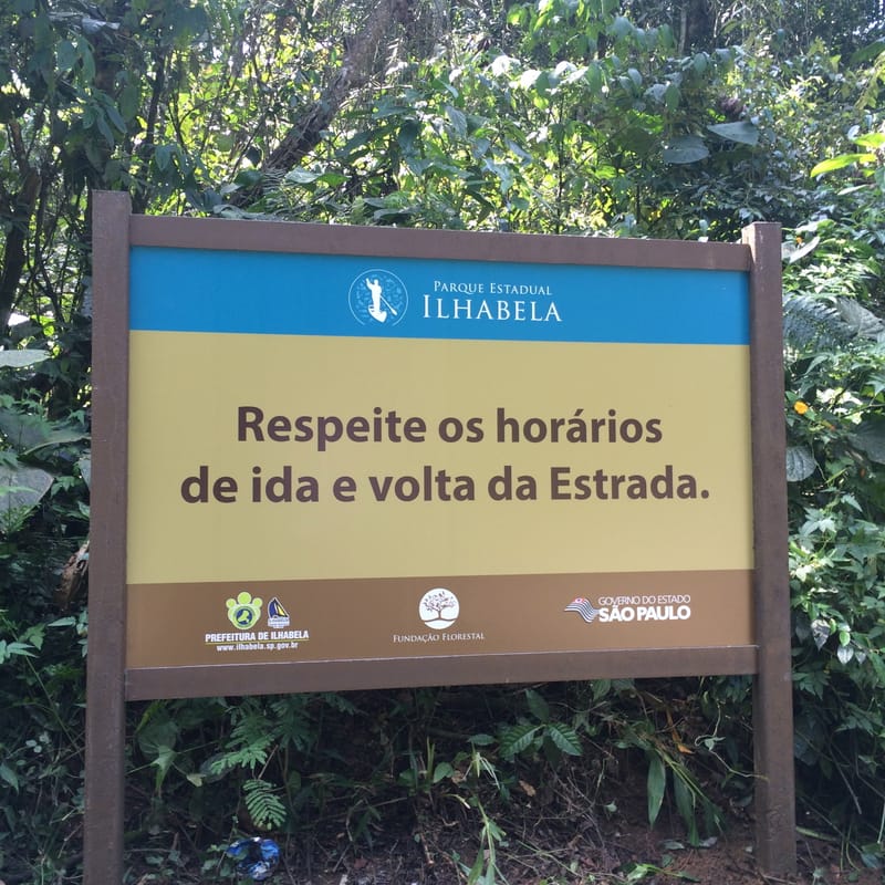 Sinalização Parque Estadual de Ilhabela litoral norte - SP