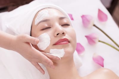 Hoc nghe lam dep - Kham pha hanh trinh hoc spa