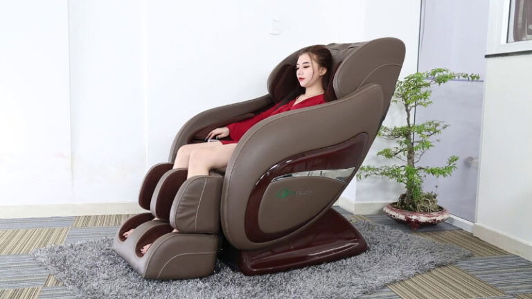 Nhung loi ich suc khoe cua dong ghe massage cao cap