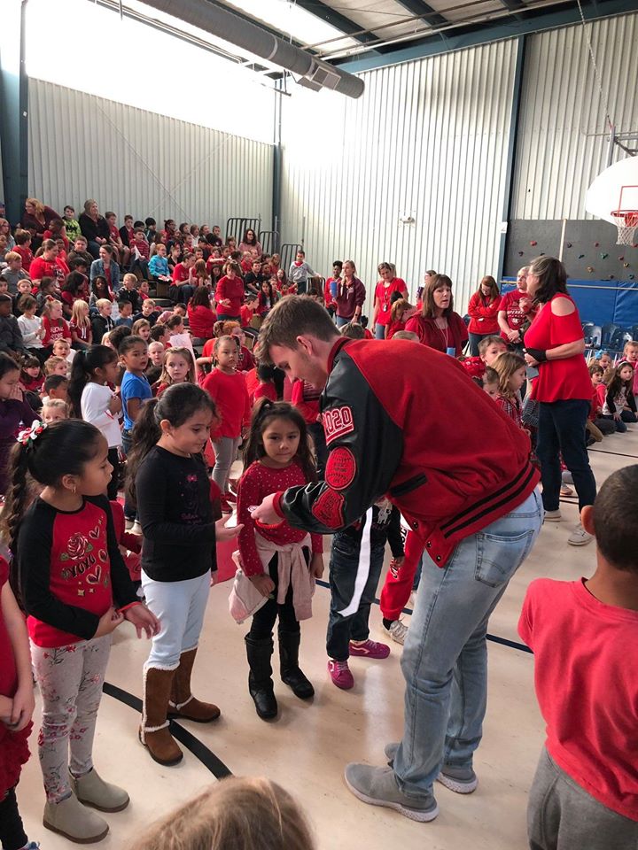 HOLSENBECK ELEMENTARY SCHOOL #BETHEVOICE PEP RALLY!