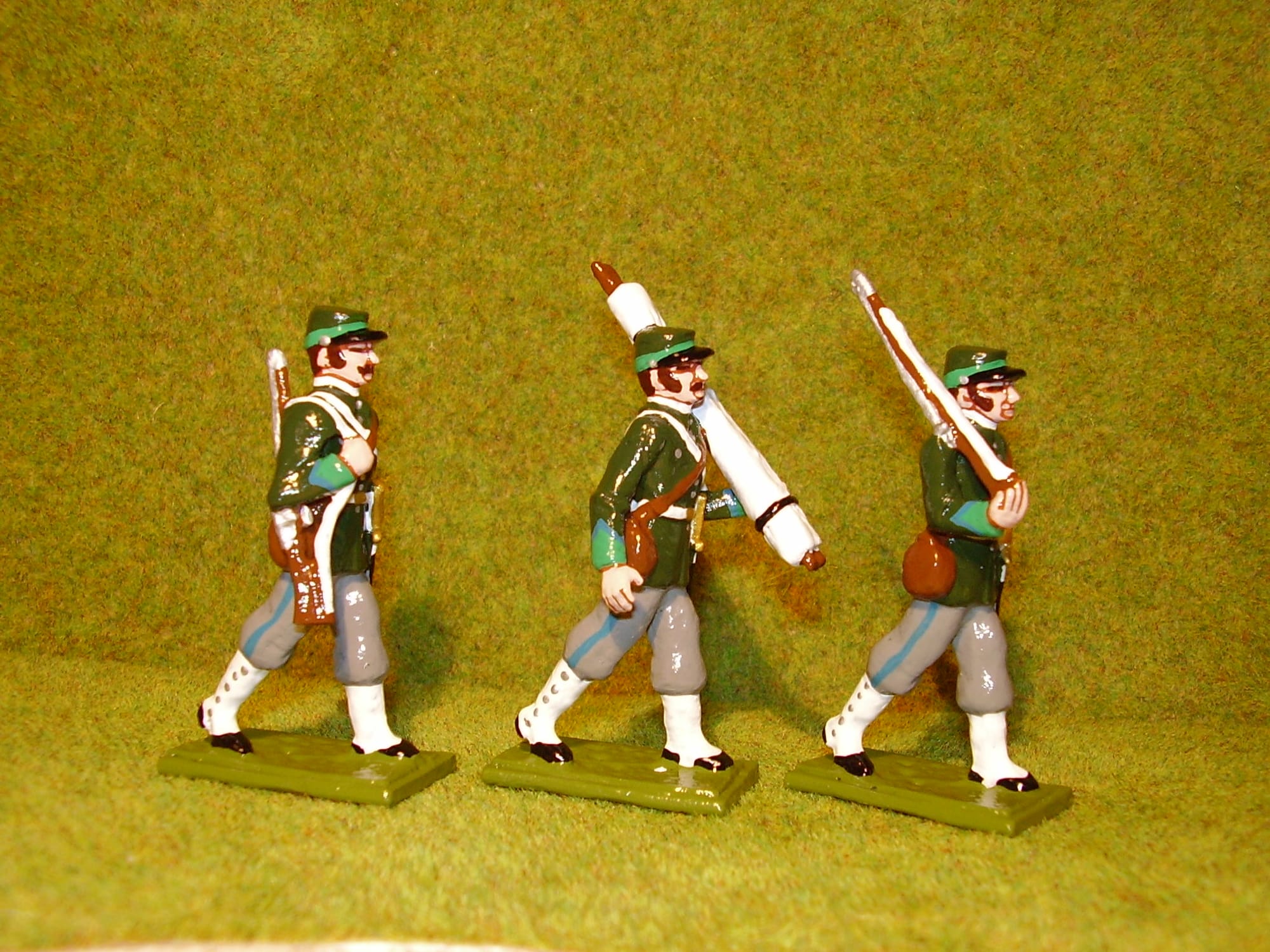 Corpo militare Croce Rossa Italiana prima uniforme del 1866