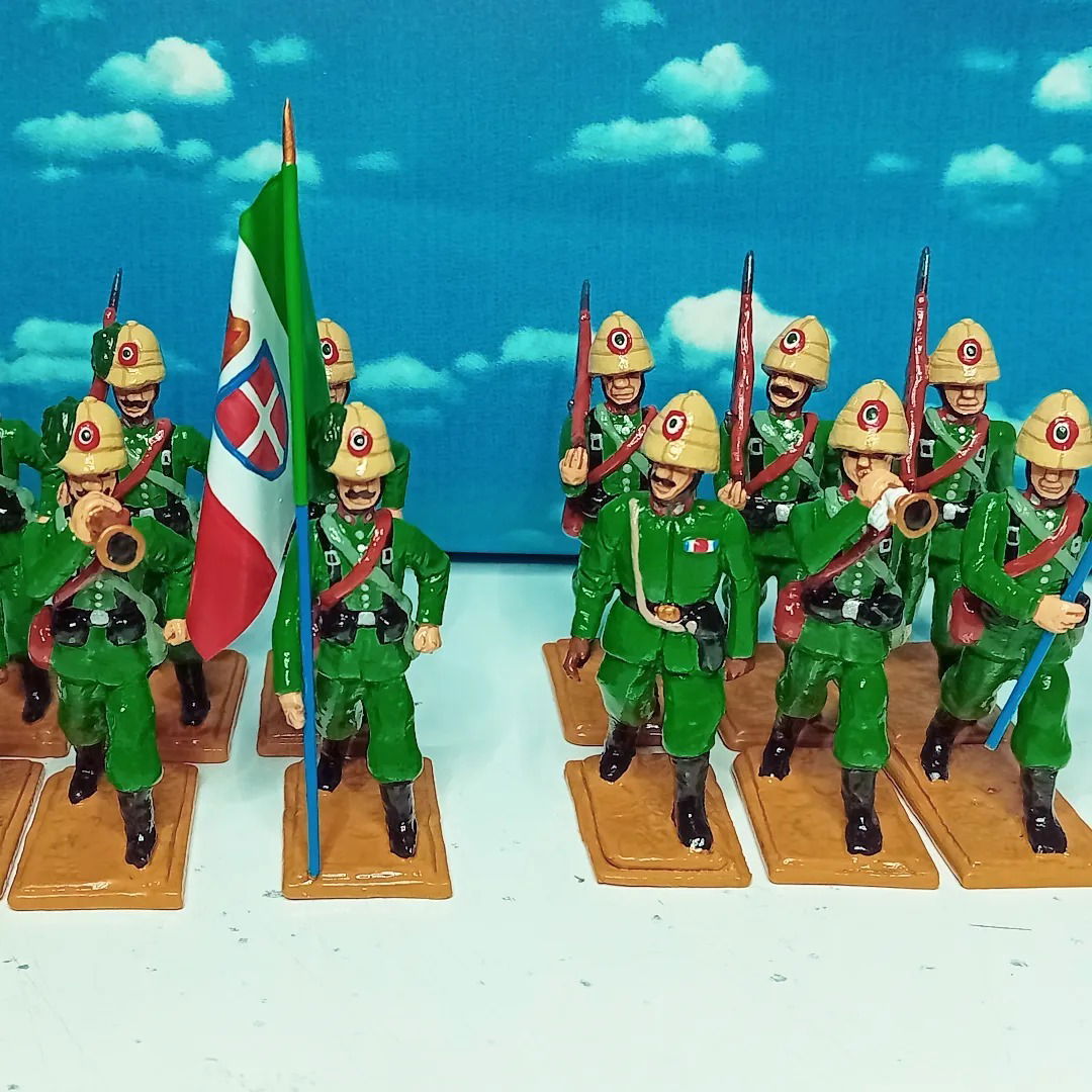 Bersaglieri e fanti italiani  Guerra di Libia 1911