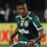 Palmeiras fica perto de acertar a venda de Danilo ao Nottingham Forest por R$ 110 milhões