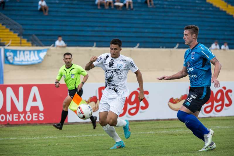 Londrina empata com Azuriz aos 48 minutos do segundo tempo no Café