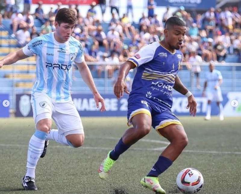 Londrina amarga mais uma derrota no Campeonato Paranaense.