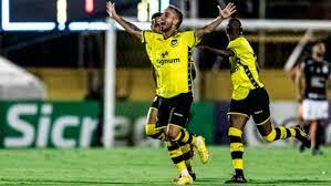 Corinthians perde para São Bernardo com erro bizarro e vê sequência ruir.