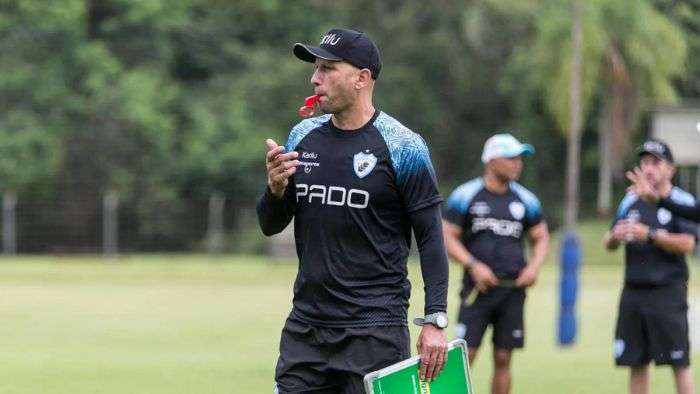 Londrina Esporte Clube demite segundo técnico em menos de 20 dias