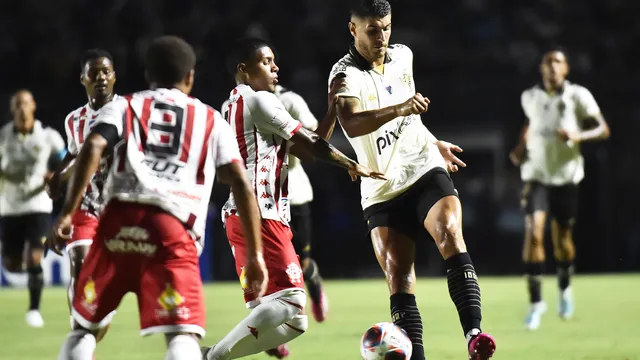 Vasco vence o Bangu, pula para segundo e vai enfrentar o Flamengo na semifinal