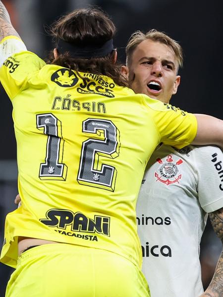 Corinthians faz 2 a 0 no fim e elimina Remo nos pênaltis da Copa do Brasil. Veja