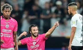 Maycon erra, Corinthians perde para Del Valle e se complica na Libertadores. Veja