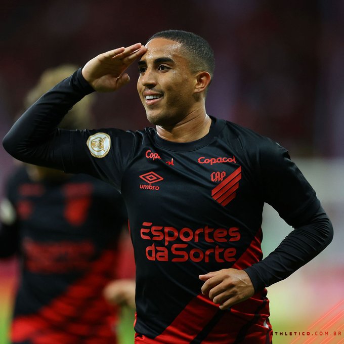 Inter perde para o Athletico-PR sob vaias no Beira-Rio. Veja