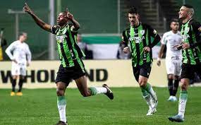 Corinthians melhora no segundo tempo, mas perde para América-MG pelas quartas da Copa do Brasil. Veja