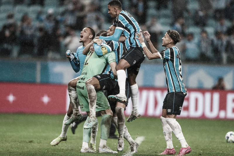 Grêmio vence Bahia nos pênaltis e avança para. Veja