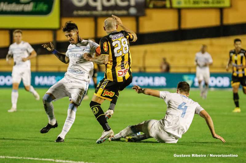 Londrina perde para o Novorizontino e se mantém na zona de rebaixamento. Veja