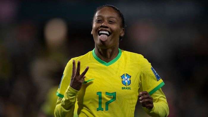 Brasil goleia na estreia na Copa do Mundo de Futebol Feminino. Veja
