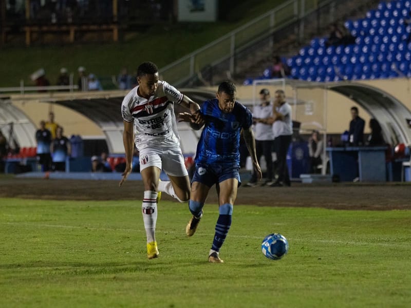 Em partida com Botafogo-SP, Londrina EC sofre quarta virada em casa