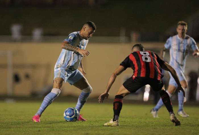 Após quatro jogos, Londrina EC vence o vice-líder da tabela no Café