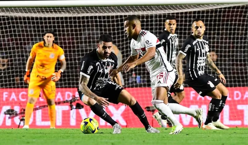 São Paulo vence o Corinthians e vai à final da Copa do Brasil após 23 anos. Veja