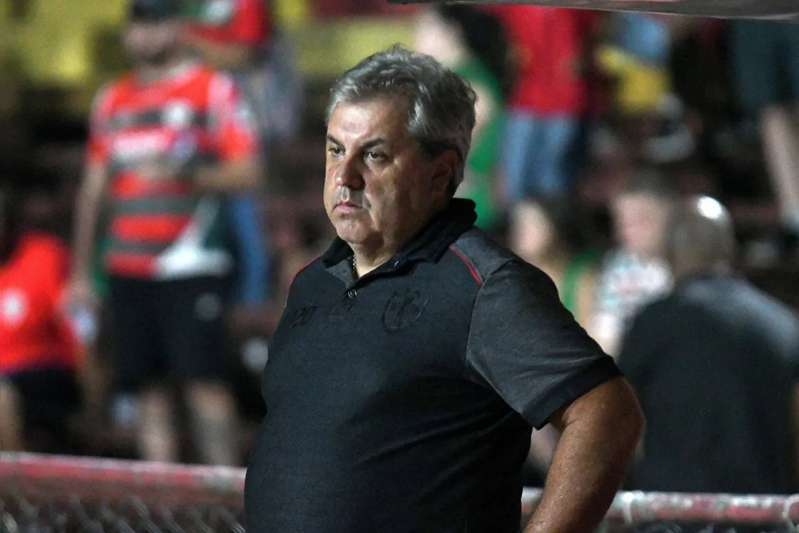 LEC deve anunciar Gilson Kleina para evitar a queda para série C