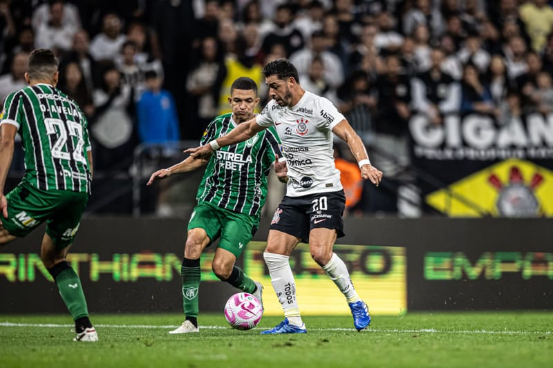 CORINTHIANS ENCONTRA LUZ NO FIM DO TÚNEL E EMPATA COM O LANTERNA AMÉRICA NO ÚLTIMO SEGUNDO DO JOGO. VEJA