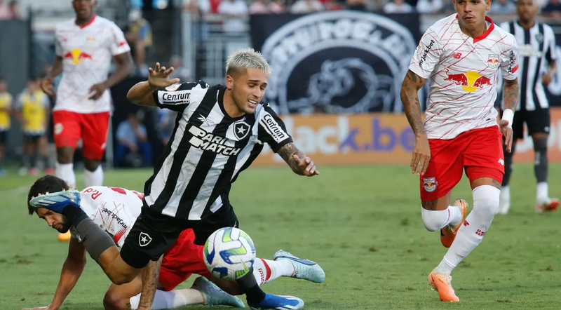 Botafogo leva empate do Bragantino nos acréscimos e perde a liderança do brasileirão. Veja