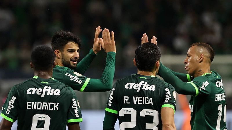 Palmeiras empata com o Cruzeiro e é campeão brasileiro. Veja