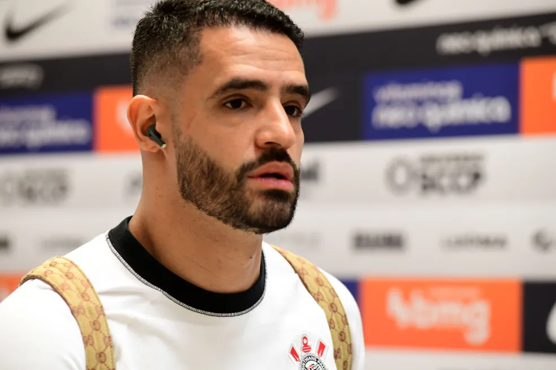 Fluminense chega a acerto para contratar Renato Augusto, ex-Corinthians