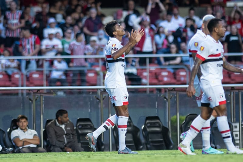 Com time misto, São Paulo vence a Portuguesa no Morumbis pelo Paulistão. Veja