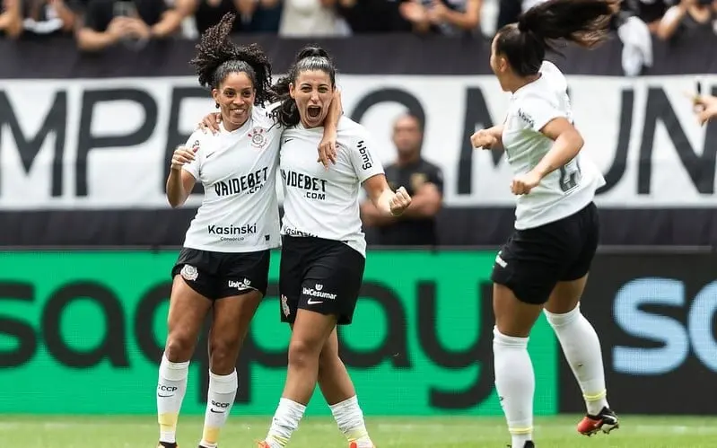 Corinthians vence o Cruzeiro e é tricampeão da Supercopa do Brasil feminina. Veja