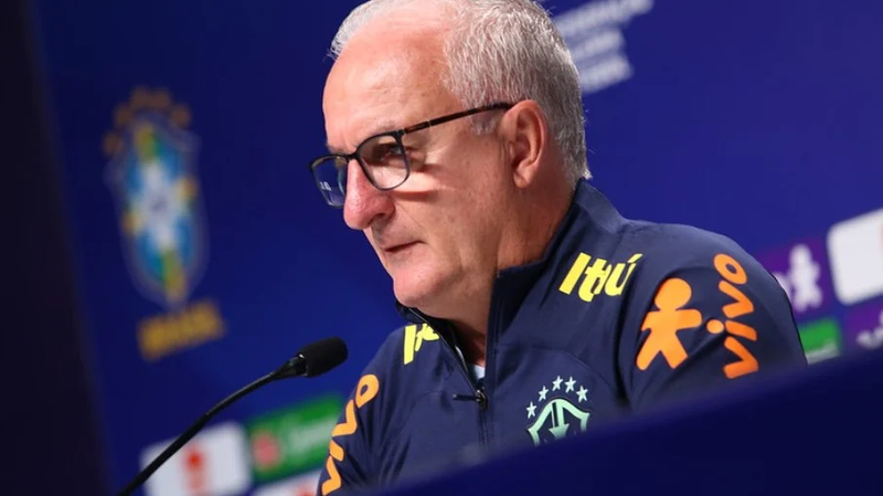 Dorival Júnior faz 1ª convocação da Seleção para amistosos; veja lista