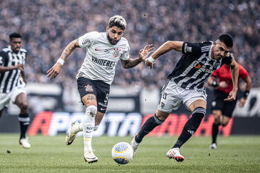 Corinthians não aproveita jogador a mais e empata com Atlético-MG em jogo morno. Veja