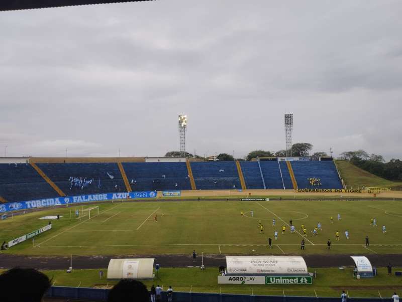 Londrina Esporte Clube vence o São Bernardo no Estádio do Café. Veja
