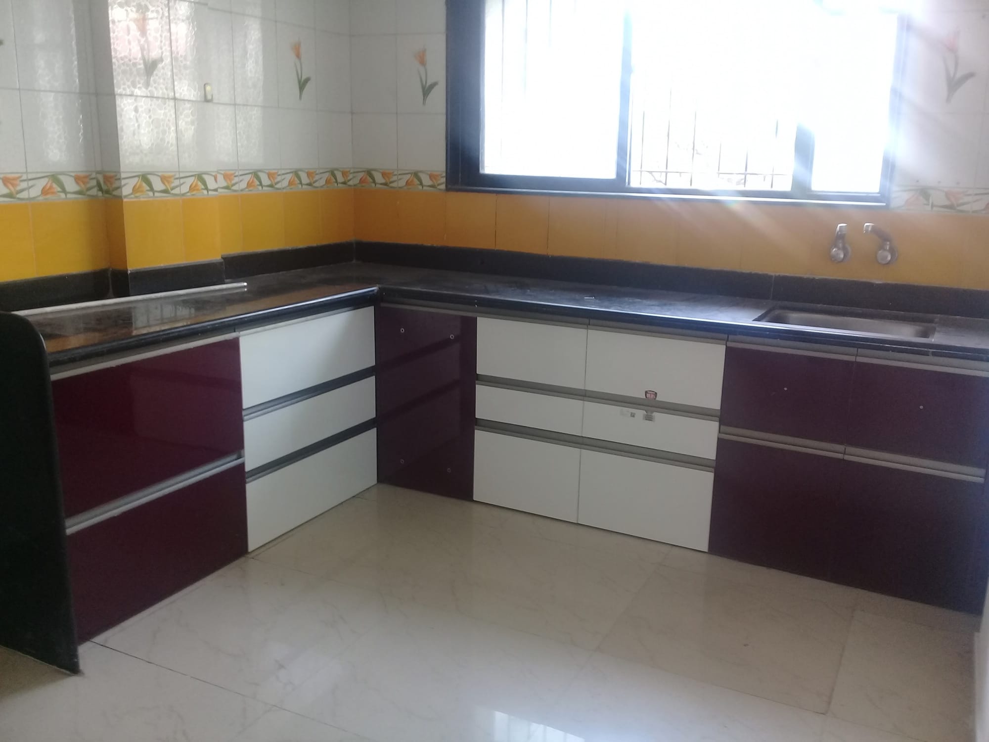 "L" Shaped Modular Kitchen