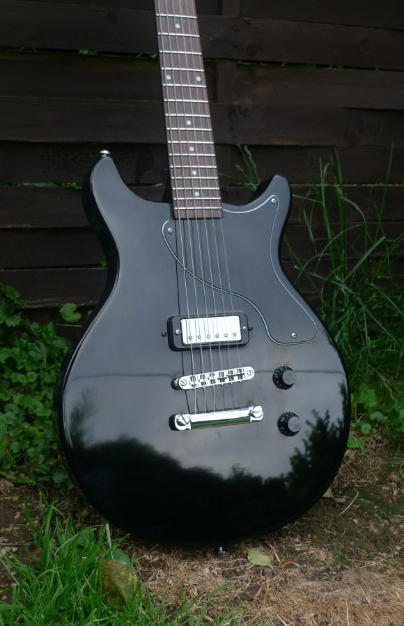 Hamer Junior Black