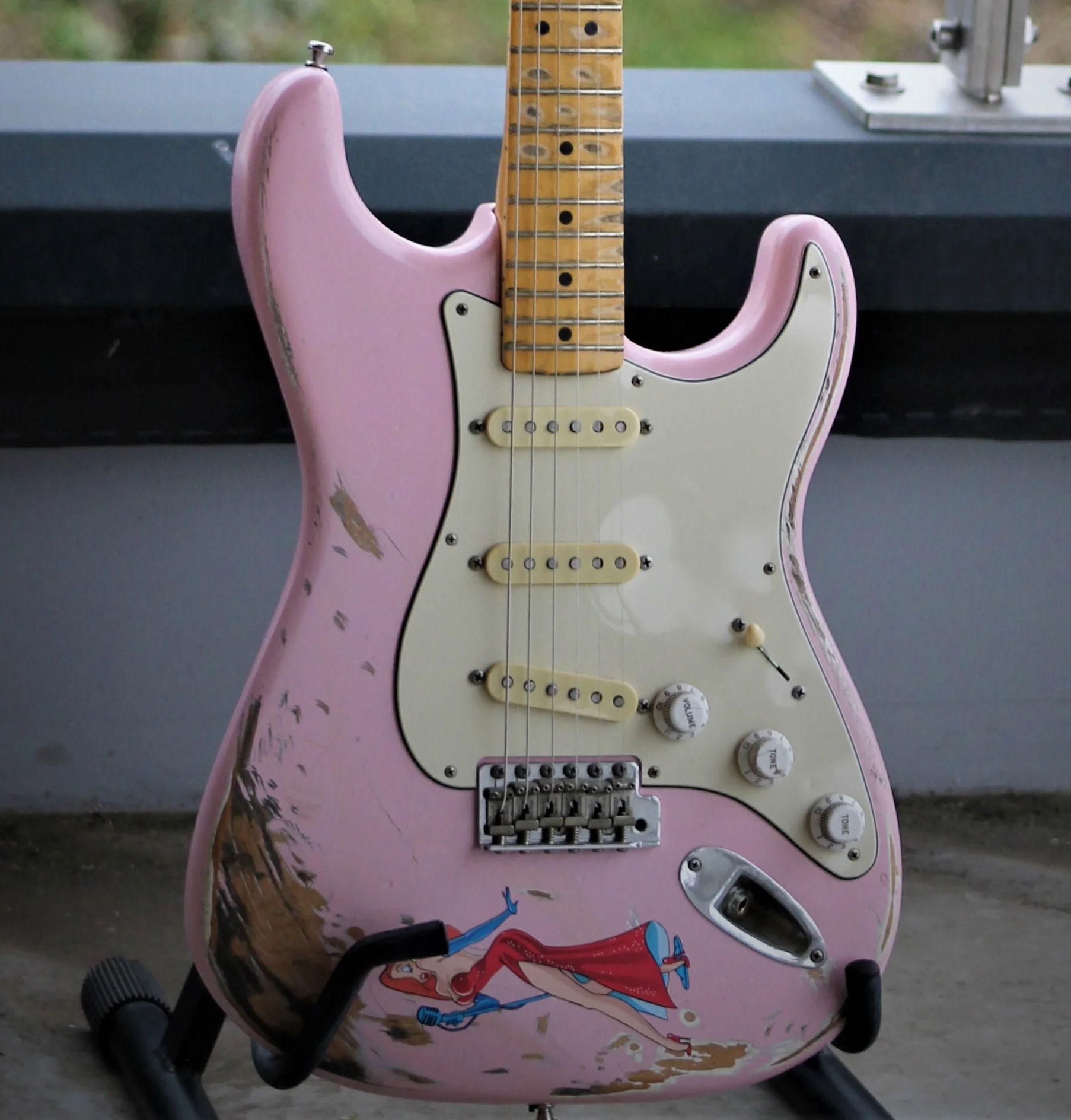 Shell Pink Strat Heavy Relic