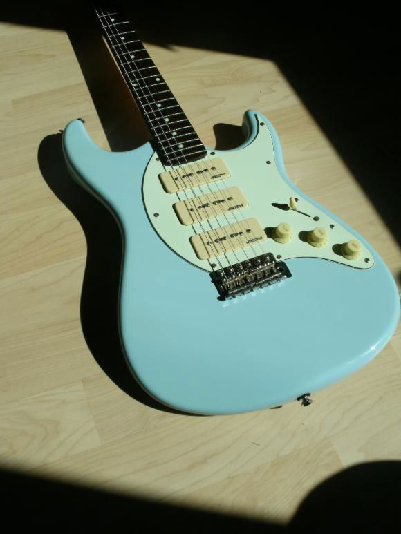 Vintage Advanced AV6 P90 Sonic Blue