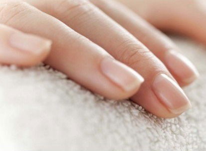 Dépose du gel ou vernis semi-permanent