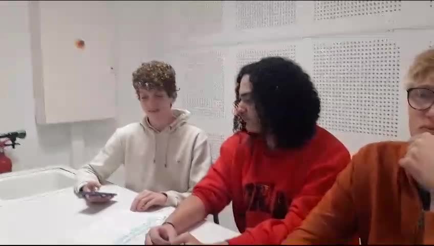 AU TRAVAIL !  video thumbnail