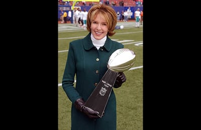 Sportscaster: Lesley Visser