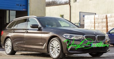 BMW 5 zaaplikowaliśmy powłokę ceramiczną TechCoat firmy CleanTech.Wraz z detailingiem wnętrza wyczyszczone zostały skóry oraz również nałożyliśmy powłokę ceramiczną!!!