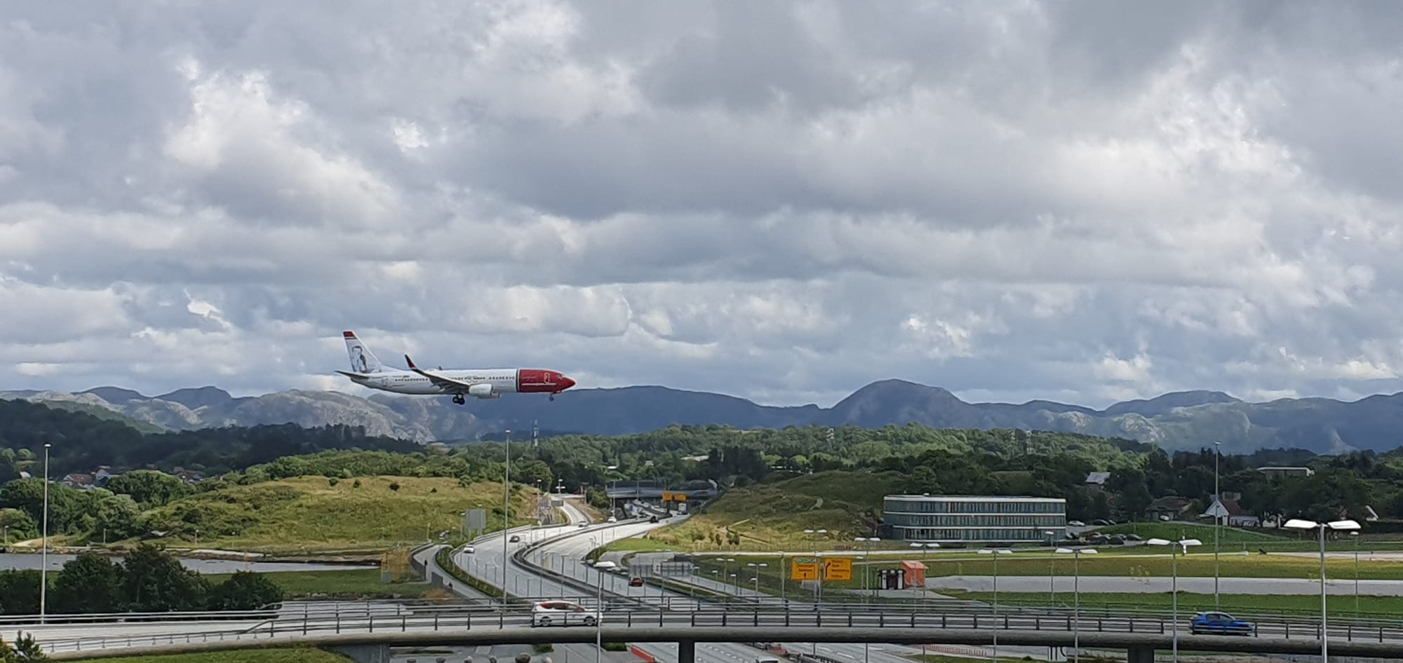 Plane arrival sola airport juli 2023